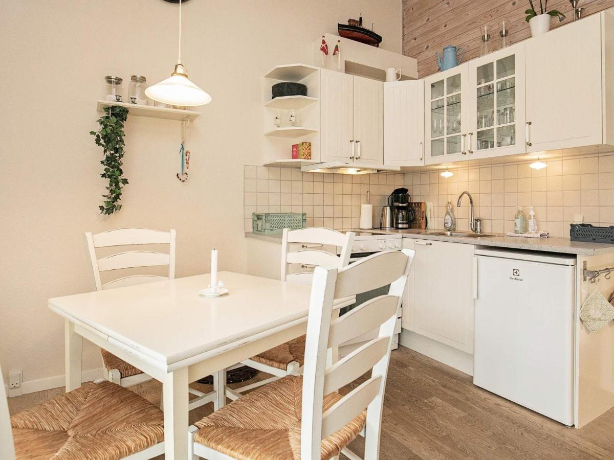 4 Person Holiday Home In R Sk Bing Ærøskøbing Bagian luar foto